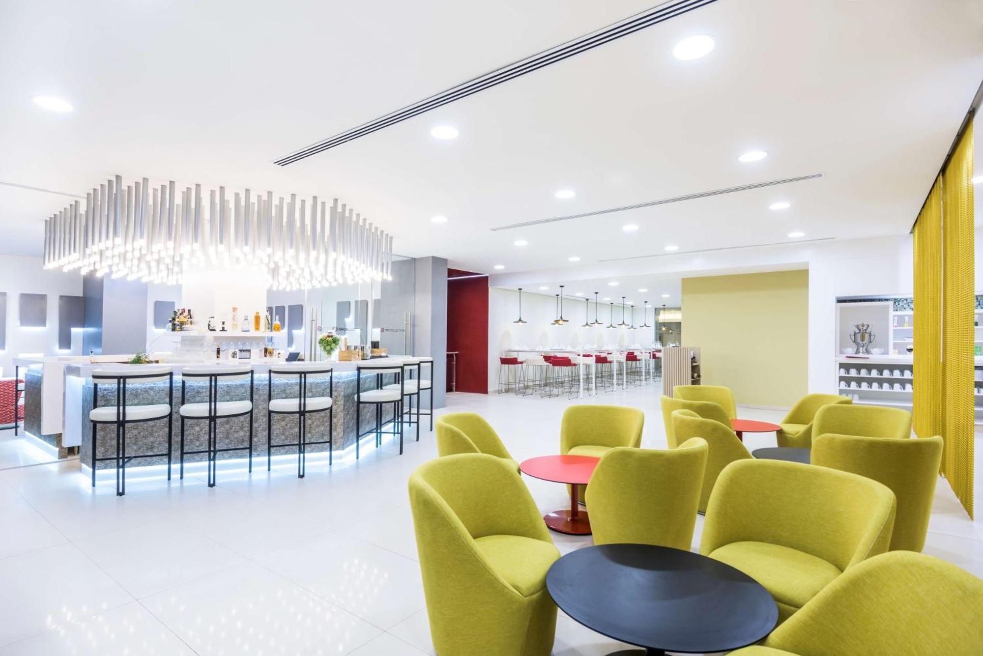 Nh Collection Mexico City Reforma Exterior photo The lounge at the airport