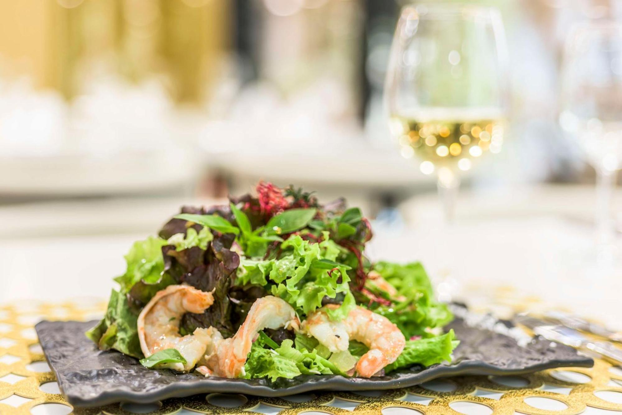 Nh Collection Mexico City Reforma Exterior photo A prawn salad